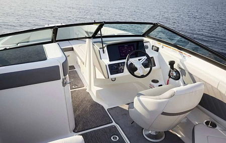Катер Sea Ray 230 SPXE