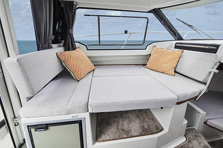 Катер Jeanneau Merry Fisher 795 S2 Legend (синий)