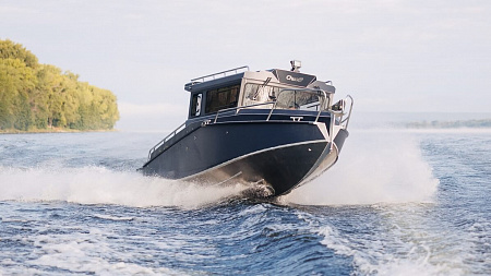 Катер Swift Chaser 780 CSR