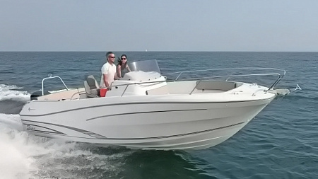 Катер Jeanneau Cap Camarat 7.5 CC S3