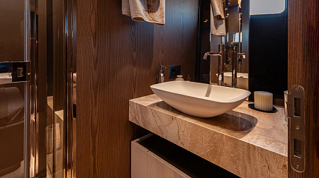 Invictus TT550