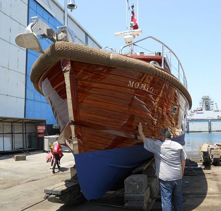 Катер Barbaros 1280