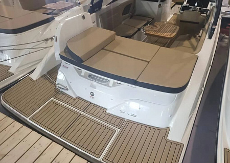 Катер Sea Ray 230 SPXE