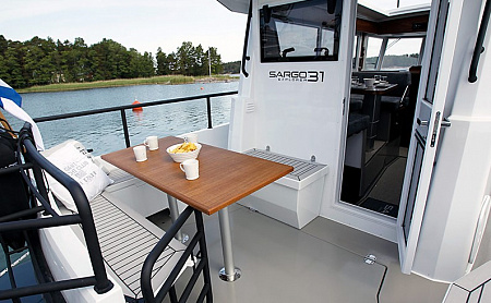 Морской катер Sargo 31 Outboard