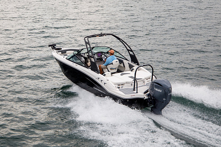 Катер Chaparral 21 SSi OB Ski & Fish