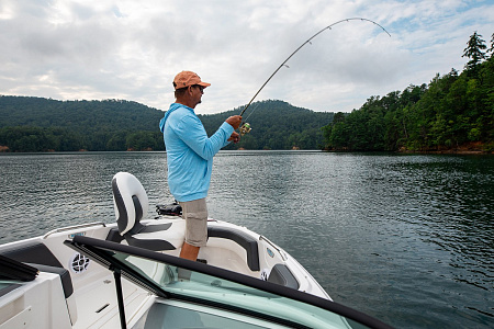 Катер Chaparral 21 SSi OB Ski & Fish