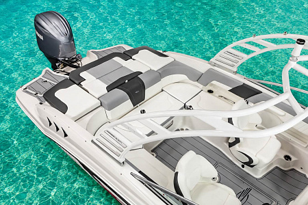 Катер Chaparral 23 SSi OB