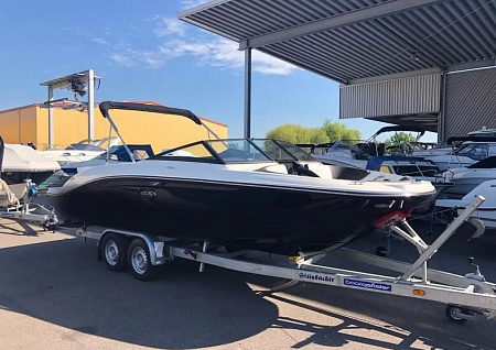 Катер Sea Ray 210 SPXE
