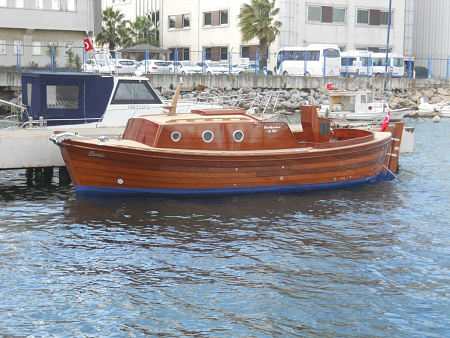 Катер Barbaros 850