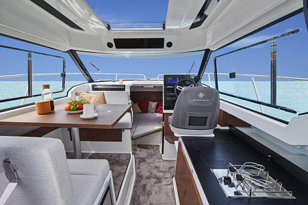 Катер Jeanneau Merry Fisher 795 S2 Legend (синий)