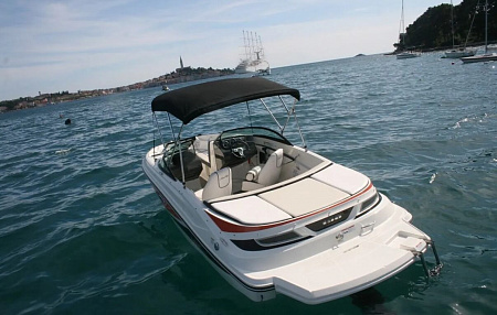 Катер Sea Ray 190 SPXE