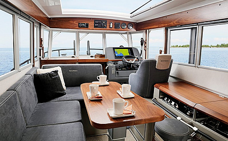 Морской катер Sargo 31 Outboard