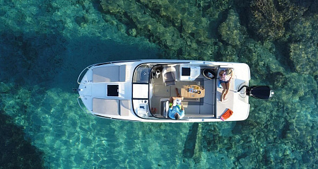 Катер Bayliner VR 6 C