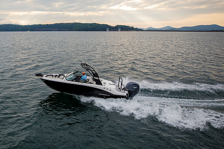 Катер Chaparral 21 SSi OB Ski & Fish