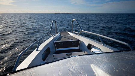 Катер Anytec A 27C