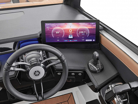 Катер Yamaha 295SD с алюминиевым прицепом