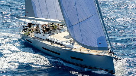 Парусная яхта Hanse 590