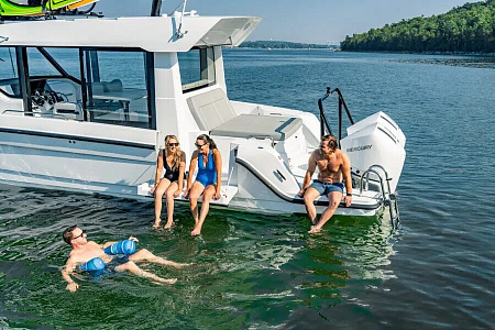 Cruisers Yachts 38 VTR EC