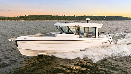 Cruisers Yachts 38 VTR EC