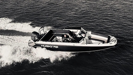 Моторный катер Finnmaster Husky R8