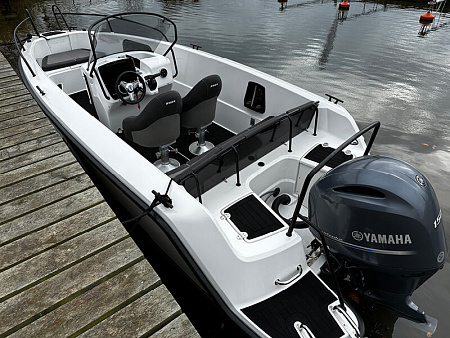 Катер Ryds 630VI Mid C