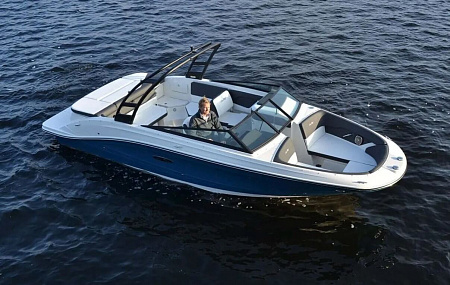 Катер Sea Ray 230 SPXE