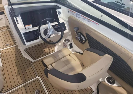 Катер Sea Ray 230 SPXE